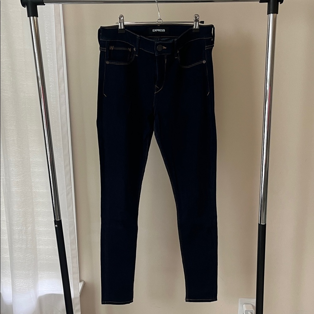 Express Women's Dark Wash Skinny Jeans